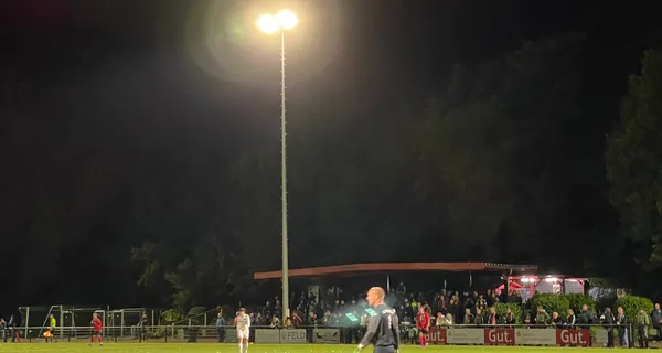 Flutlicht-Heimspiel gegen Eintracht Rheine