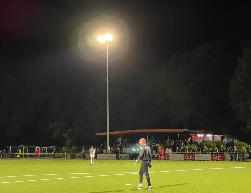 Flutlicht-Heimspiel gegen Eintracht Rheine