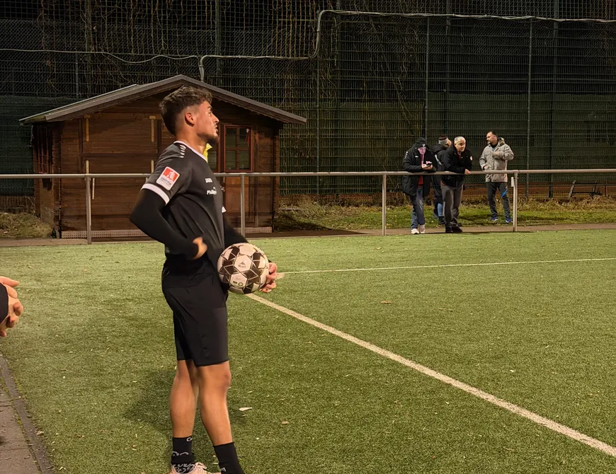 Testspielsieg in Buer – ESV dreht Partie nach der Pause