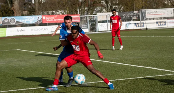 Igbinadolor trifft doppelt beim Sieg in Sprockhövel
