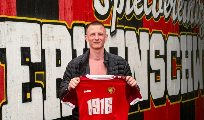 Spvgg. Erkenschwick verpflichtet Niklas Malchrowitz
